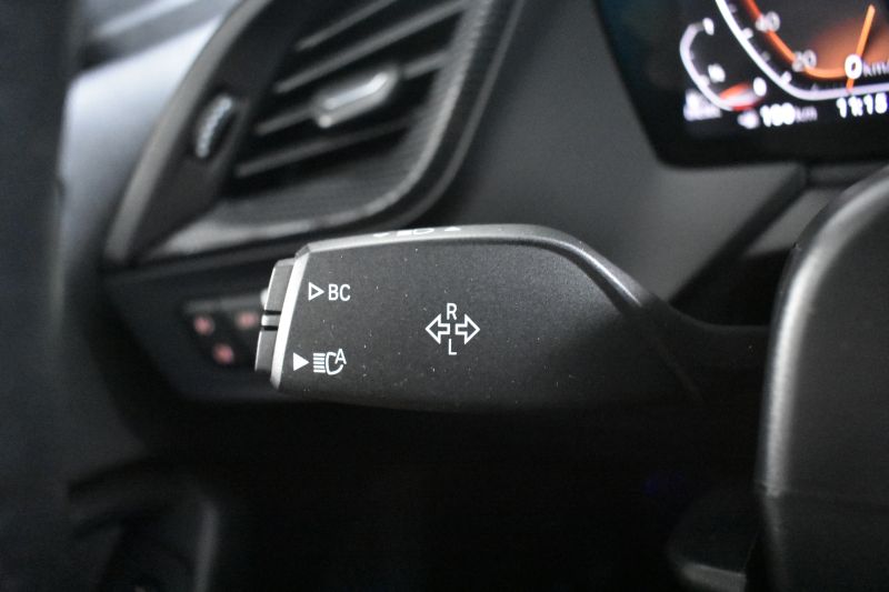 BMW SERIE 1  HATCH 118 DA 150CV SPORTLINE