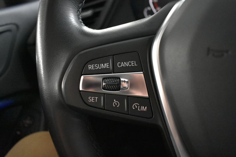 BMW SERIE 1  HATCH 118 DA 150CV SPORTLINE