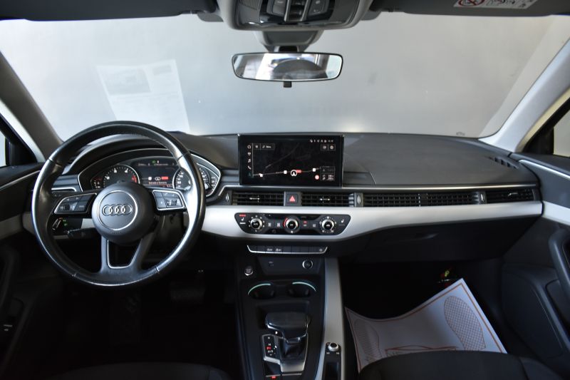 AUDI A4  AVANT 30 TDI 2.0 136CV STRONIC 