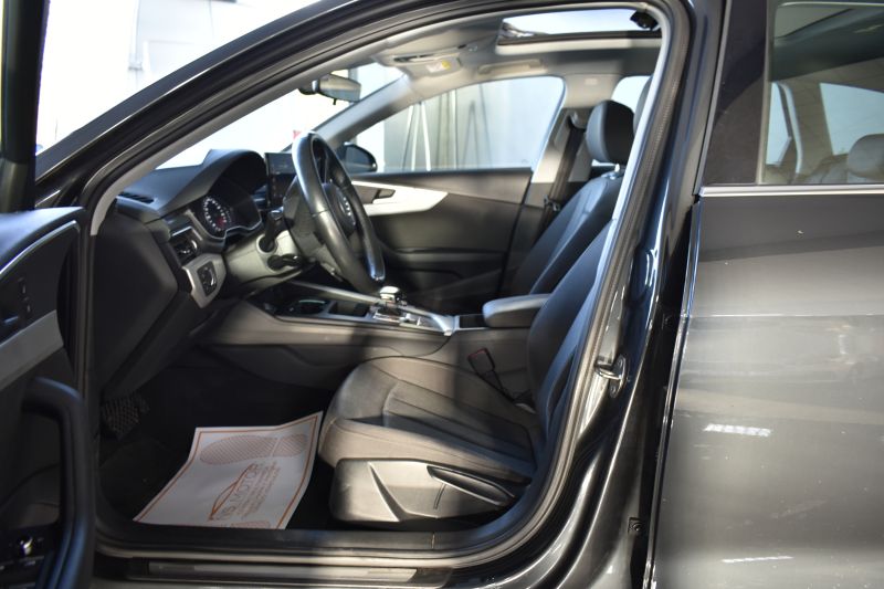 AUDI A4  AVANT 30 TDI 2.0 136CV STRONIC 