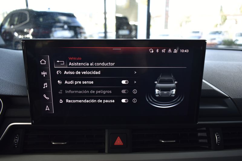 AUDI A4  AVANT 30 TDI 2.0 136CV STRONIC 