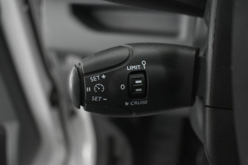 PEUGEOT EXPERT COMBI 1.5 BLUE HDI 120CV