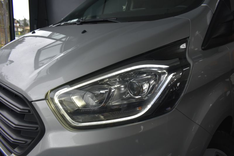 FORD TRANSIT CUSTOM 2.0 TDCI 130CV 9 PLAZAS