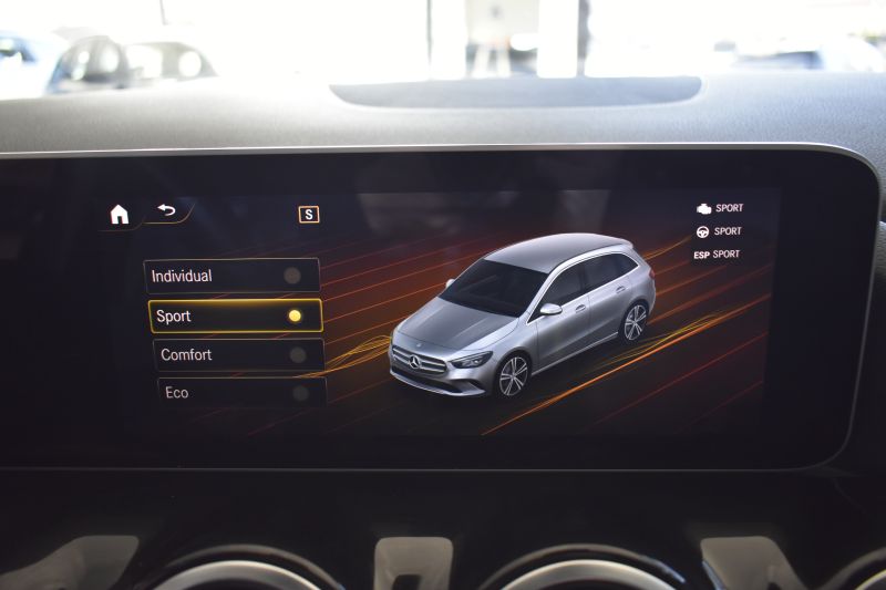 MERCEDES-BENZ B  200  GASOLINA 136CV BUSINESS 