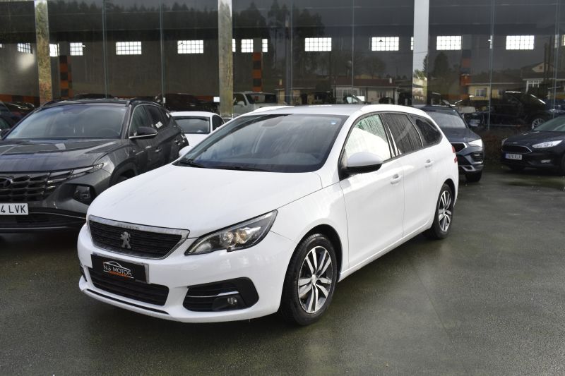 PEUGEOT 308 SW STYLE BLUEHDI 130CV PEUGEOT 308 SW STYLE BLUEHDI 130CV