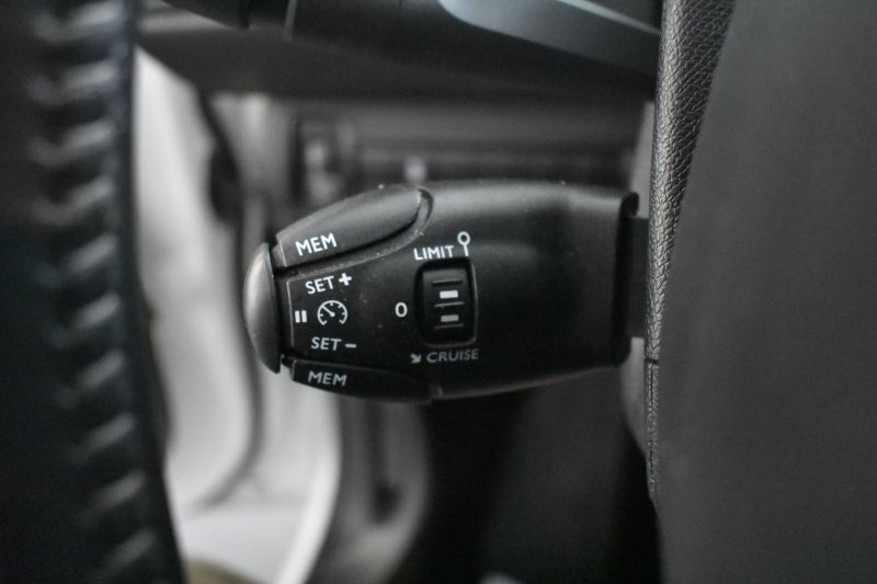 PEUGEOT 308  SW STYLE  BLUEHDI 130CV