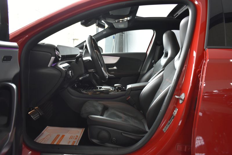 MERCEDES-BENZ CLASE A 35 AMG 