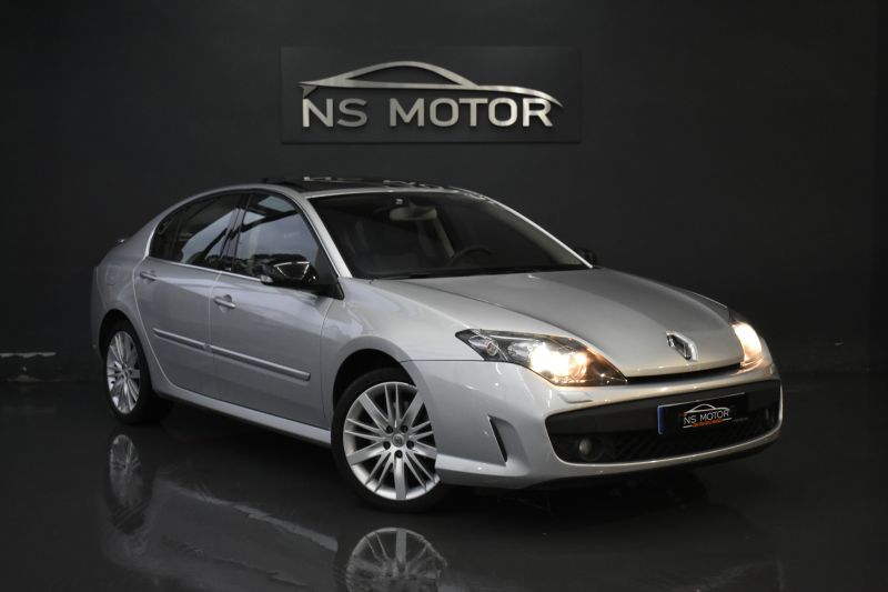 RENAULT LAGUNA GT 4CONTROL 2.0 DCI 150CV RENAULT LAGUNA GT 4CONTROL 2.0 DCI 150CV