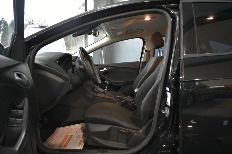 FORD FOCUS 1.0 ECOBOOST 125CV FORD FOCUS 1.0 ECOBOOST 125CV