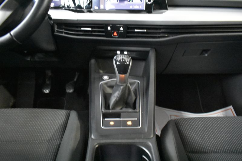 VOLKSWAGEN GOLF 8 2.0 TDI 115CV