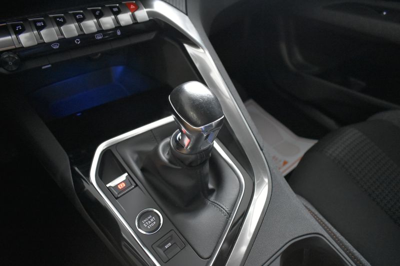 PEUGEOT 3008 1.5 BLUEHDI ACTIVE PACK 130CV