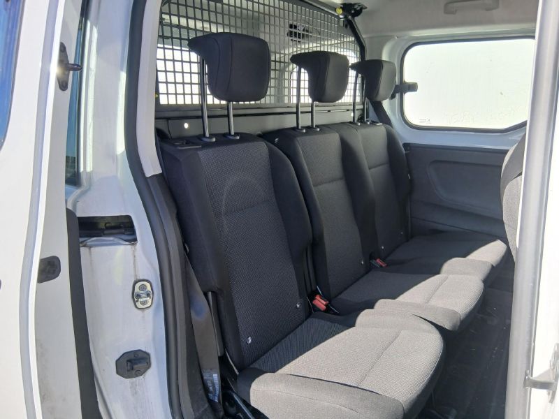 CITROEN BERLINGO COMBI TALLA M BLUEHDI 100CV  5 PLAZAS LIVE PACK BUSINE