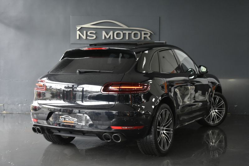 PORSCHE MACAN TURBO 400CV