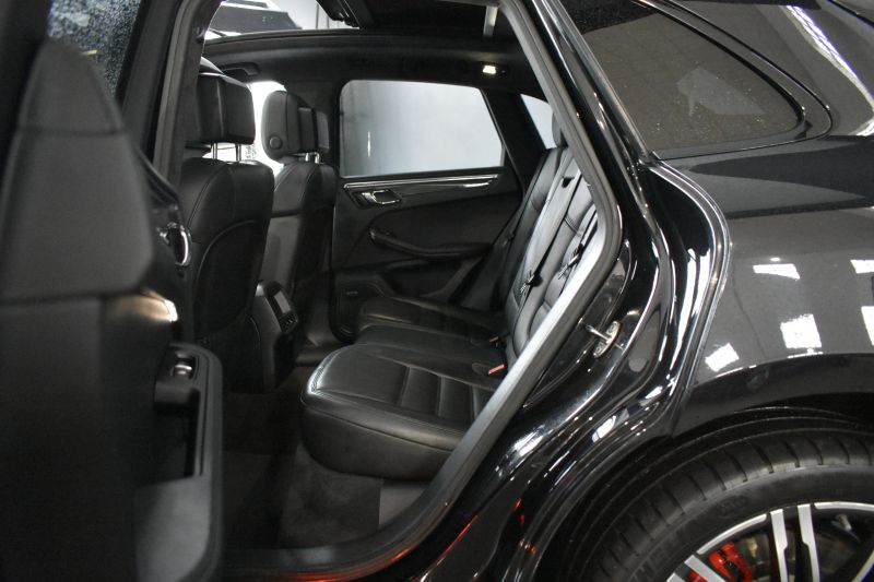 PORSCHE MACAN TURBO 400CV
