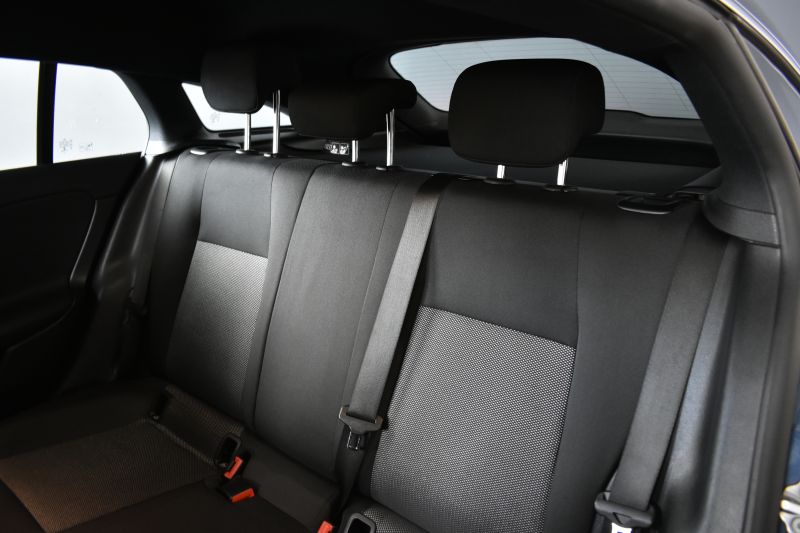 MERCEDES-BENZ CLA  SHOOTING BRAKE 200D 150CV DCT