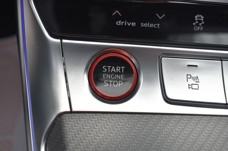 AUDI RS6 AVANT 4.0 TFSI 600CV QUATTRO TIPTRONIC