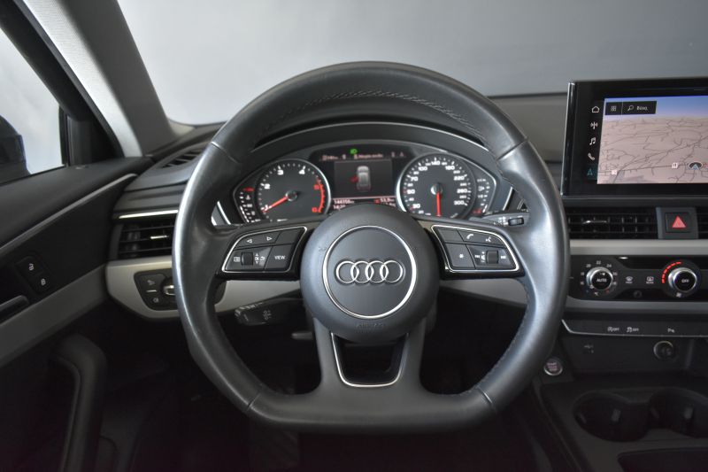 AUDI A4  AVANT 30 TDI 2.0 136CV STRONIC