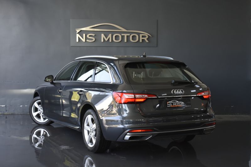 AUDI A4  AVANT 30 TDI 2.0 136CV STRONIC