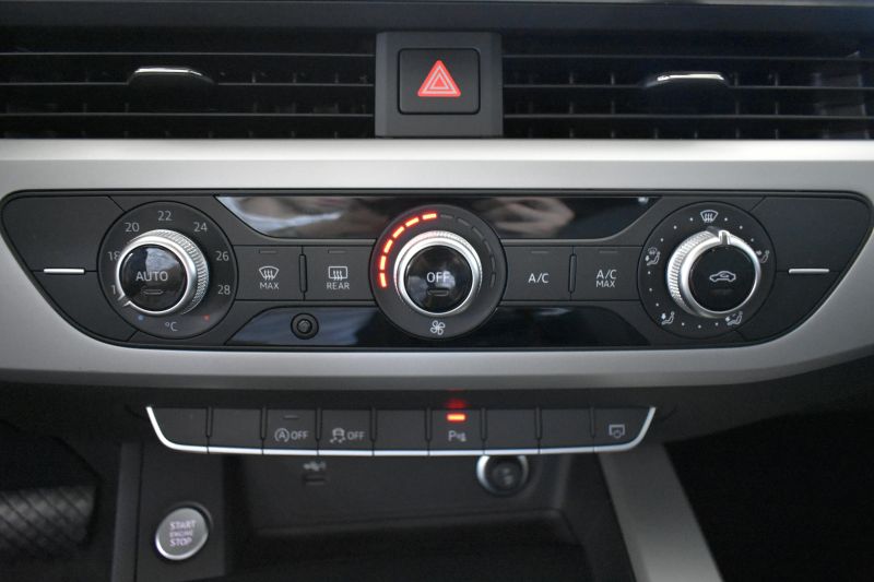 AUDI A4  AVANT 30 TDI 2.0 136CV STRONIC