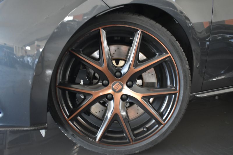 SEAT LEON ST CUPRA R 