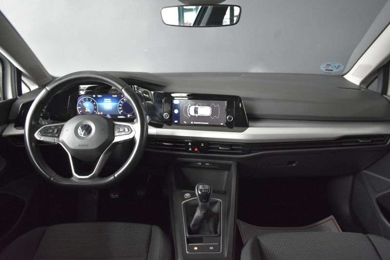 VOLKSWAGEN GOLF 8 1.0 TSI 110CV 