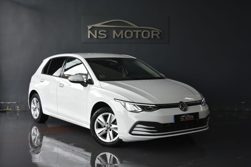 VOLKSWAGEN GOLF 8 1.0 TSI 110CV 