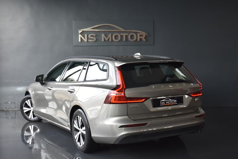 VOLVO V60 2.0 D3 150CV 