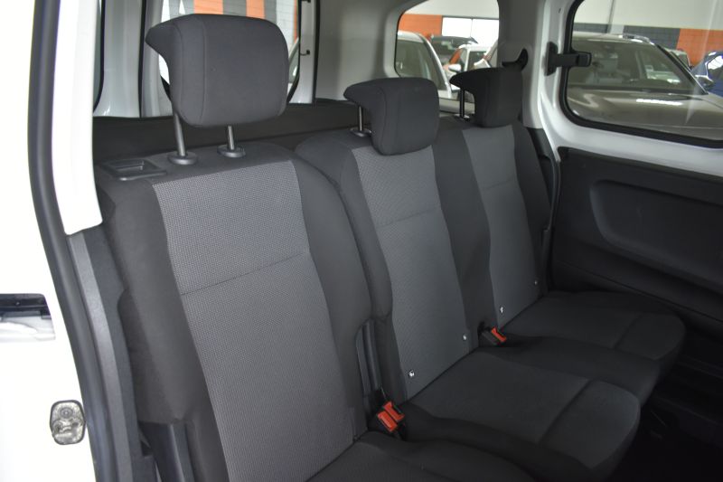 CITROEN BERLINGO MONOVOLUMEN COMPACTO 1.5 BLUEHDI 102CV TALLA M LIVE  
