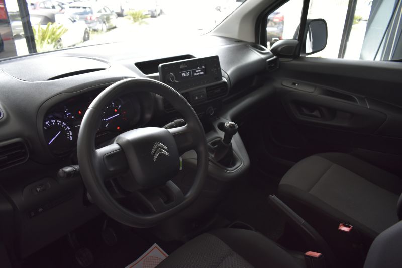 CITROEN BERLINGO MONOVOLUMEN COMPACTO 1.5 BLUEHDI 102CV TALLA M LIVE  