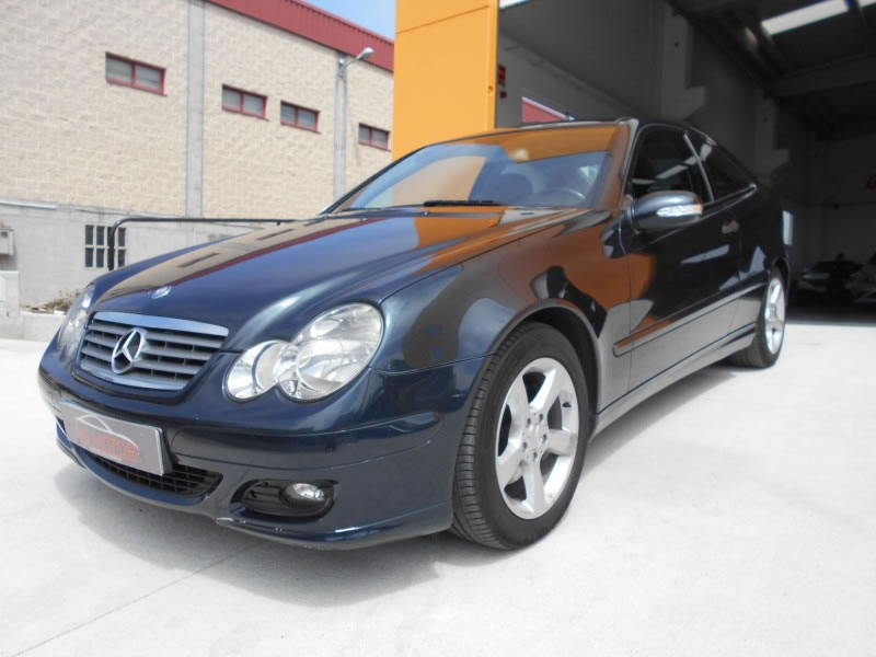 MERCEDES-BENZ 220 CDI SPORTCOUPE