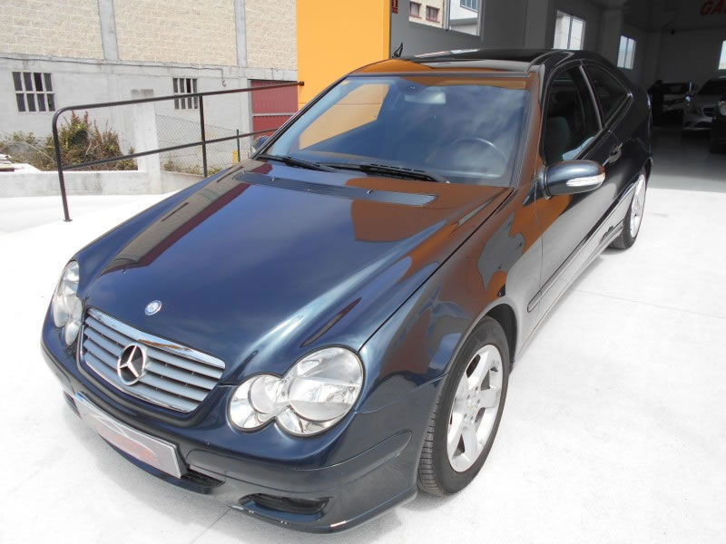 MERCEDES-BENZ 220 CDI SPORTCOUPE