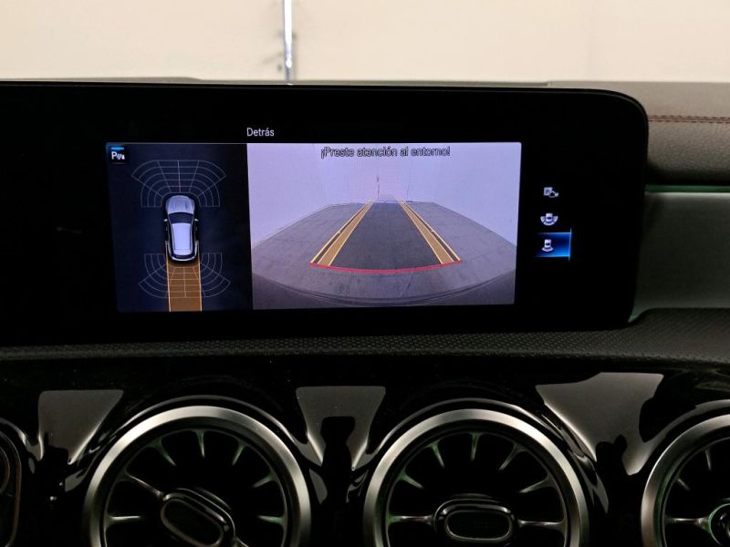 MERCEDES-BENZ CLA  200 D DCT Shooting Brake