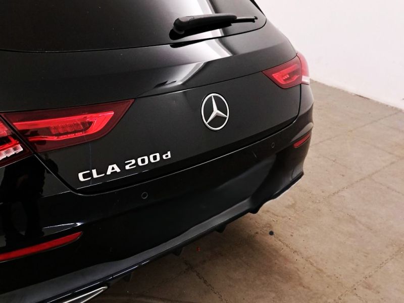 MERCEDES-BENZ CLA  200 D DCT Shooting Brake