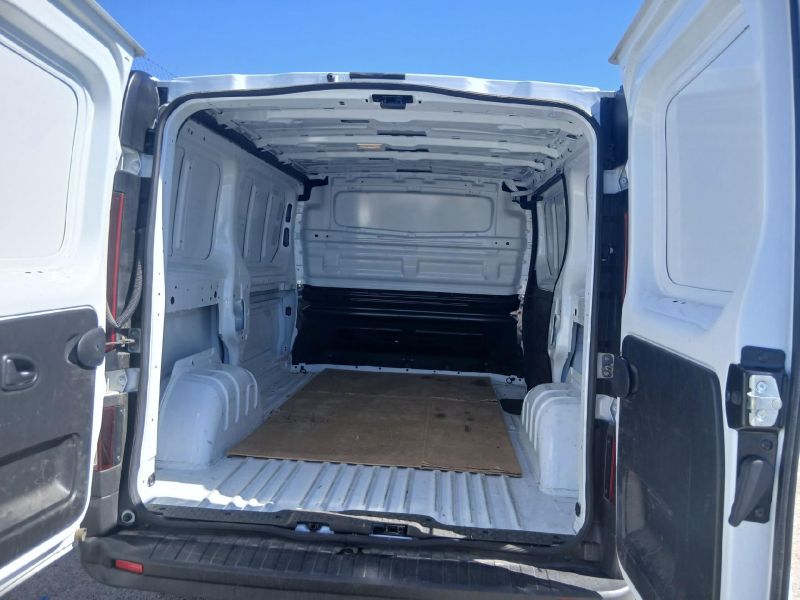 RENAULT TRAFIC FURGON L1H1 BLUE DCI 130 CV