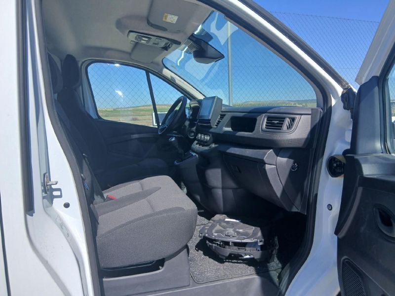 RENAULT TRAFIC FURGON L1H1 BLUE DCI 130 CV