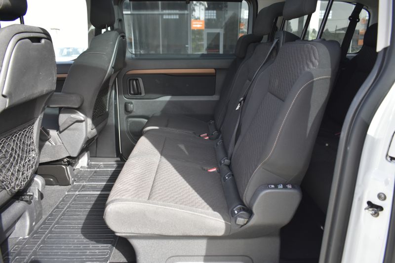 TOYOTA PROACE VERSO 2.0D 180CV FAMILY ADVANCE PLUS L1 AUTO 8 PLAZAS TOYOTA PROACE VERSO 2.0D 180CV FAMILY ADVANCE PLUS L1 AUTO 8 PLAZAS