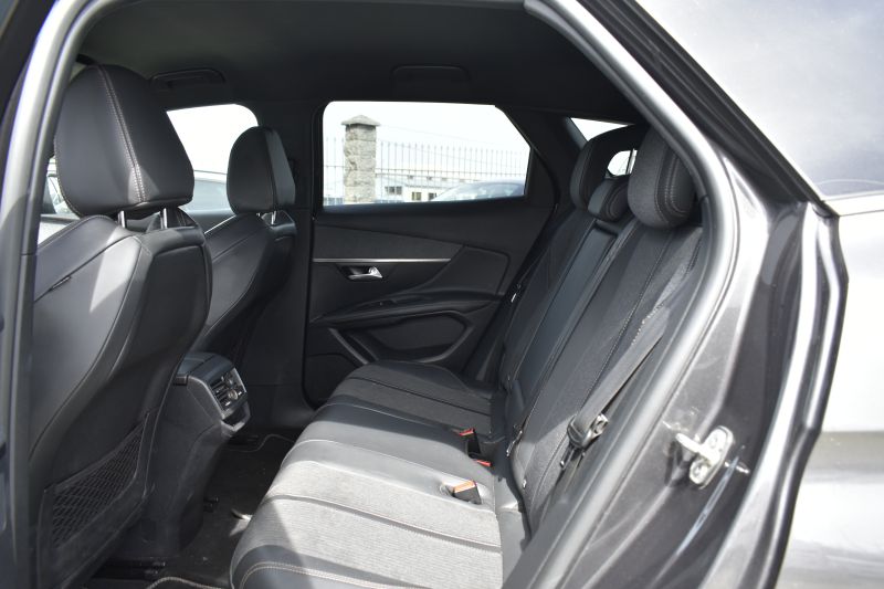 PEUGEOT 3008 1.2 130CV GT LINE 