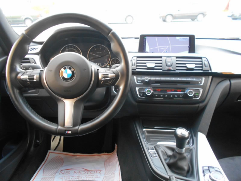 BMW 320D  F30 PACK M NAVI FULL