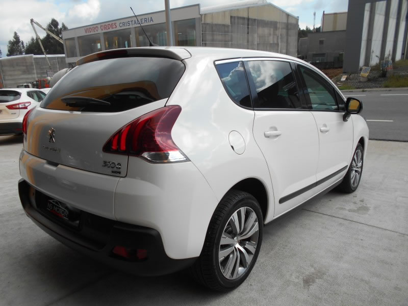 PEUGEOT 3008 1.6 eHDI 115CV BUSINESS