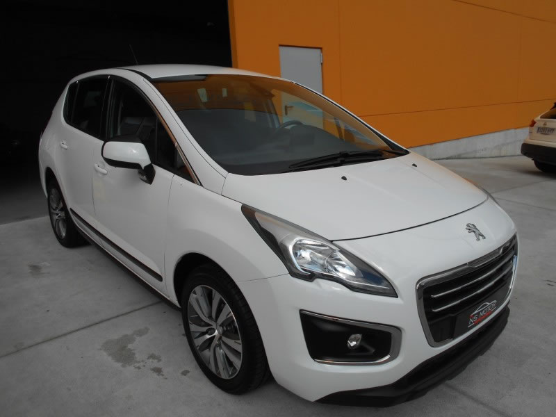 PEUGEOT 3008 1.6 eHDI 115CV BUSINESS