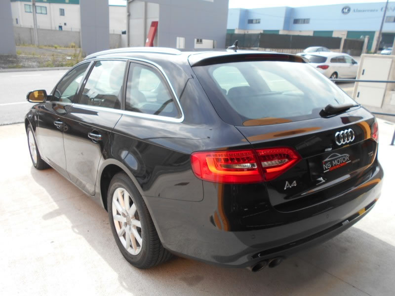 AUDI A4 AVANT  2.0 TDI NAVI-BIXENON-LEDS