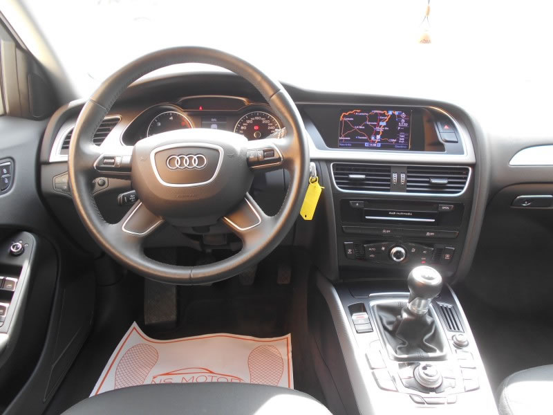 AUDI A4 AVANT  2.0 TDI NAVI-BIXENON-LEDS