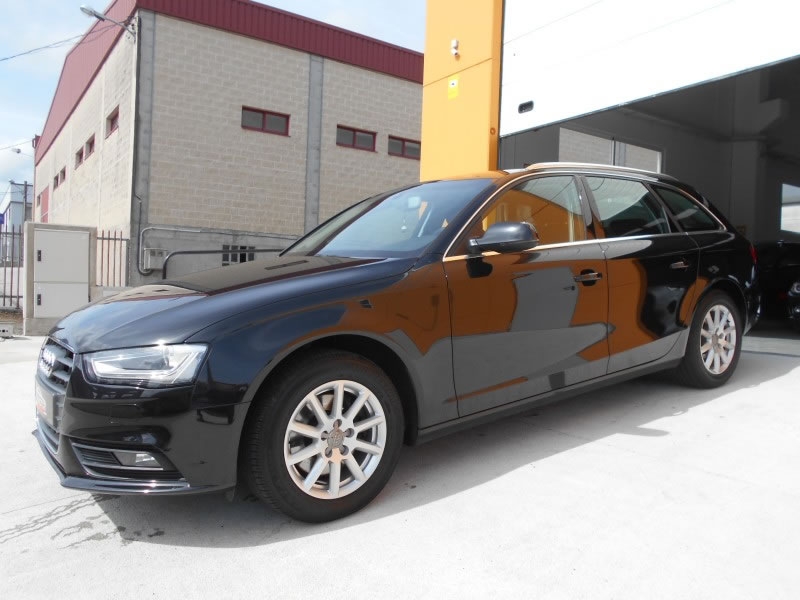 AUDI A4 AVANT  2.0 TDI NAVI-BIXENON-LEDS