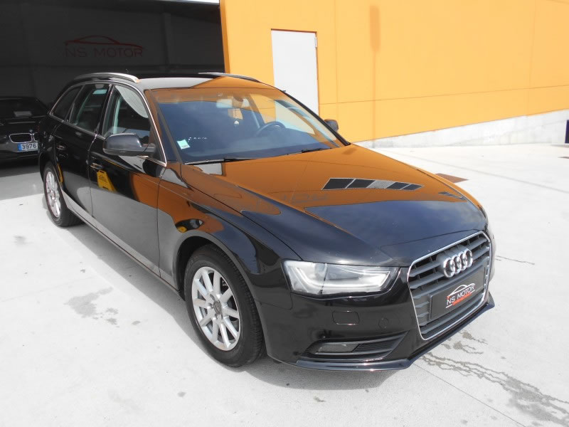 AUDI A4 AVANT  2.0 TDI NAVI-BIXENON-LEDS