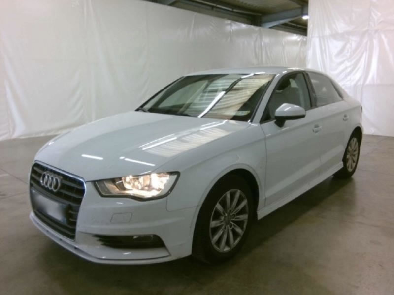 AUDI A3 SEDAN 1.6 TDI 110CV