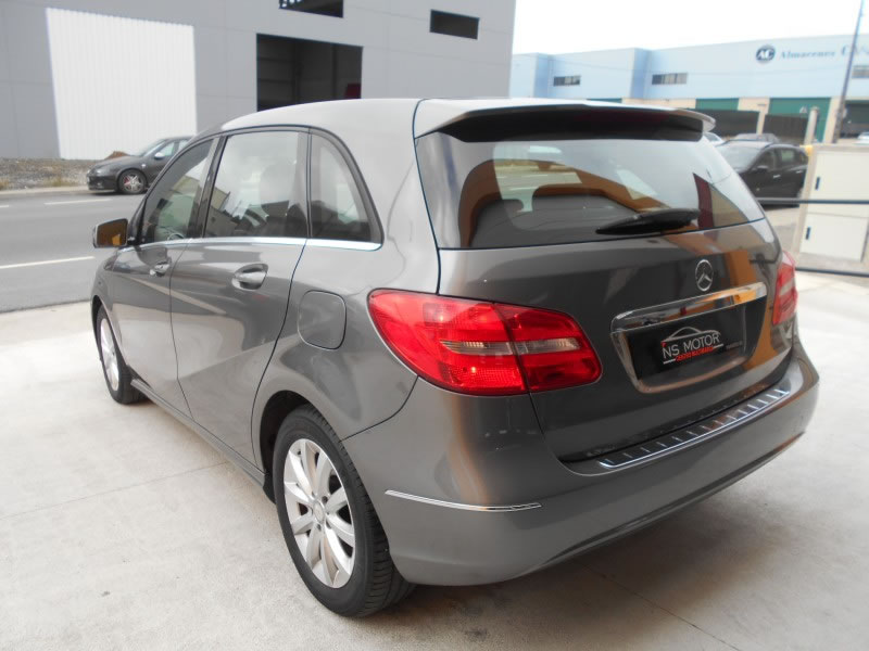 MERCEDES-BENZ CLASE B 200CDI 136CV NAVY
