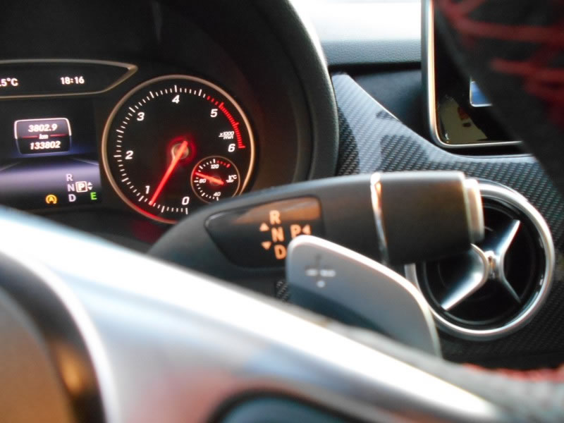 MERCEDES-BENZ CLASE B B200 CDI 136CV AMG AUT