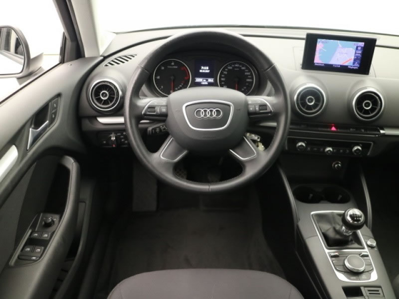 AUDI A3 1.6 TDI 105CV