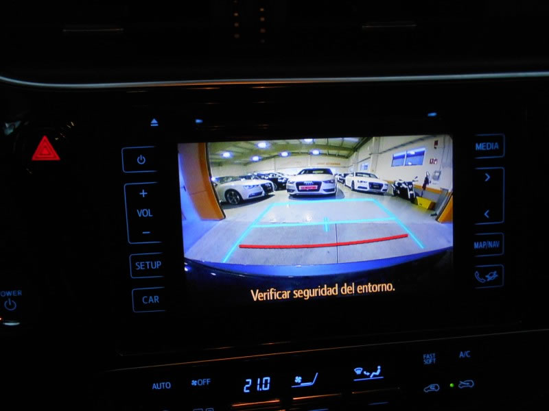 TOYOTA AURIS  1.8 140H HYBRID 136CV