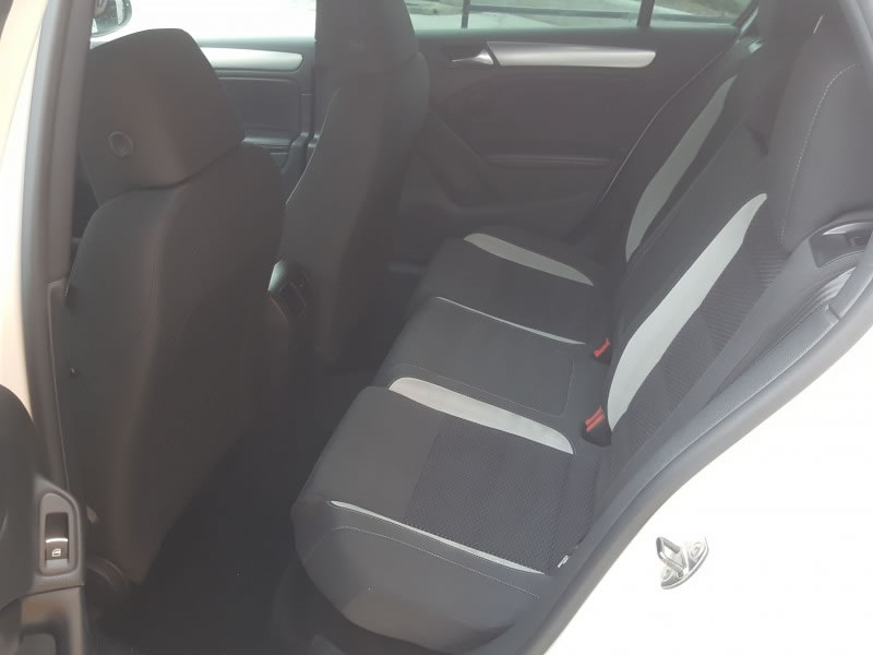 VOLKSWAGEN GOLF VI 2.0 TSI 271CV R20